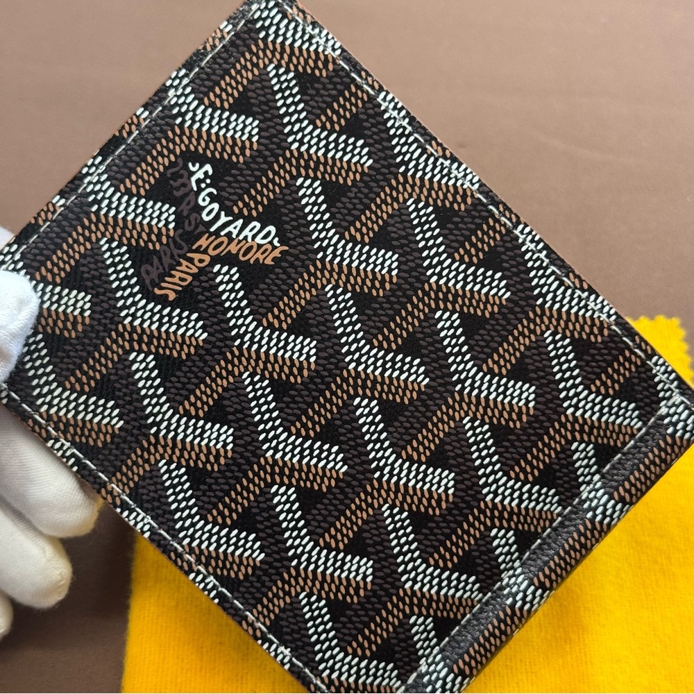 Wallet - Picture 8 of 8